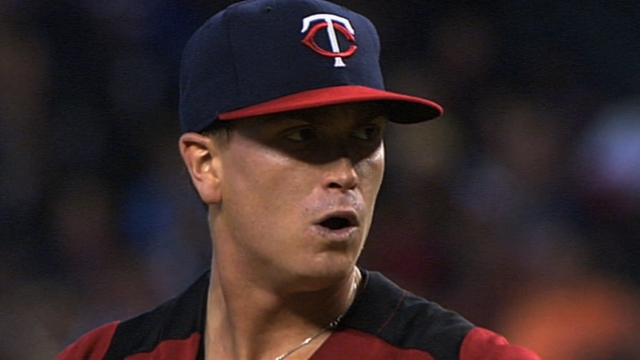 At full strength, prospect Gibson eyes Twins' rotation