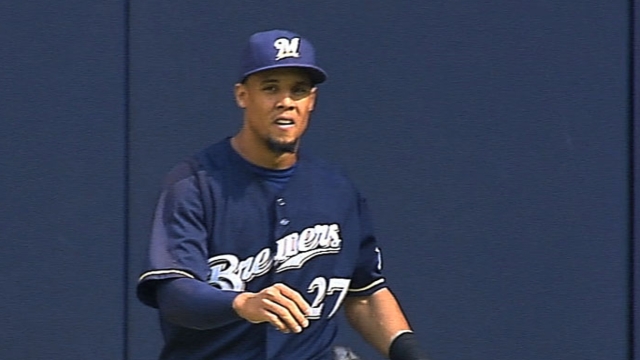 Gomez continues hitting parade in Brewers loss