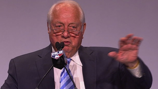 According to Lasorda's 'Gospel,' pennant won in spring