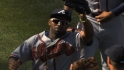 Bourn signs with Indians