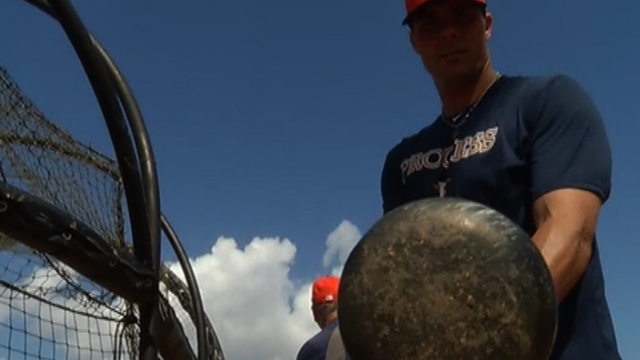 Ankiel bringing rocket-powered arm to Astros