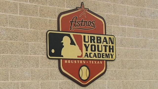 Colleges start to see recruiting benefits of UYA