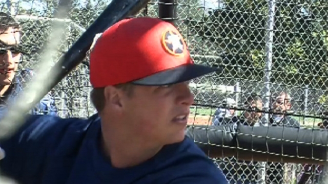 Gonzalez, Greene looking for everyday job at shortstop