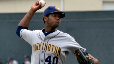 Athletics add right-hander Alcantara to 40-man