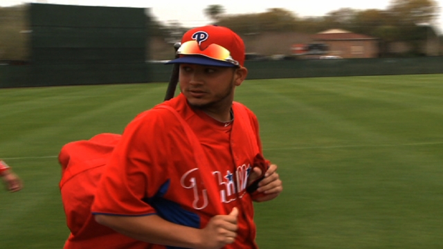 Galvis tries to move past injury, suspension