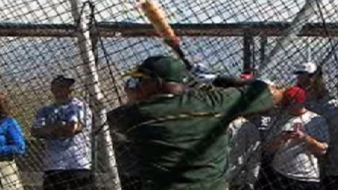 Cespedes thrilled to have mother, family join him in US