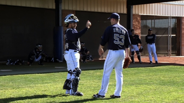 Split-squad Padres show moxie against A's
