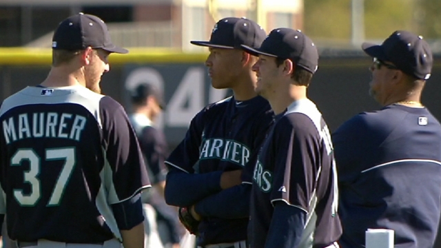 Prospects Hultzen, Walker provide preview of future