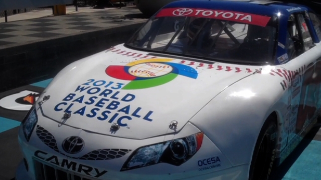 World Baseball Classic sponsors car in NASCAR race