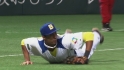 Reginatto's barehanded play