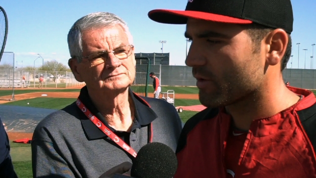 Votto to play for Team Canada in Classic