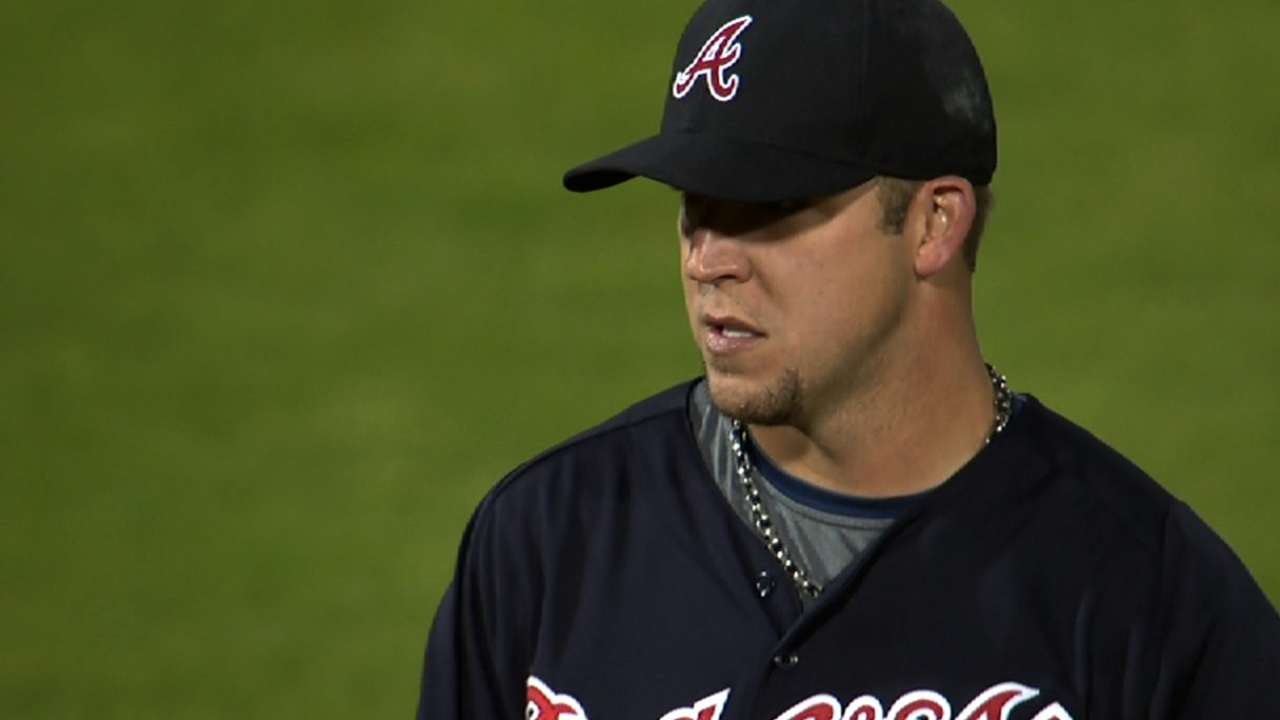 Maholm, Braves relievers keep Yankees quiet