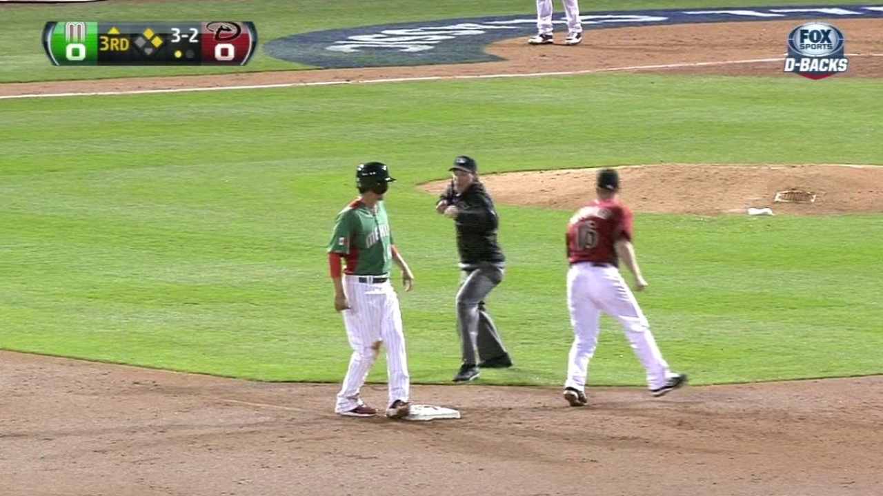Kennedy fans three as Mexico edges D-backs