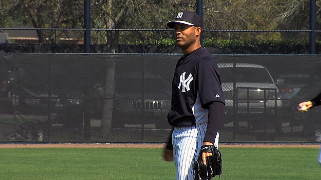 Pettitte, Girardi still in awe of Rivera's dominance