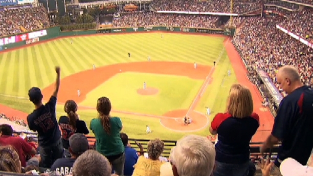 Myriad treasures to be given away at MLB parks in '13