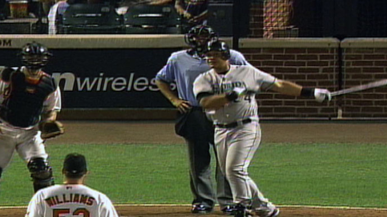Cabrera singles on attempted IBB