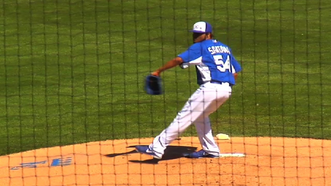 Santana delivers sharp outing as Royals roll