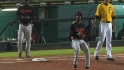 BAL@PIT: Hoes singles in the ninth