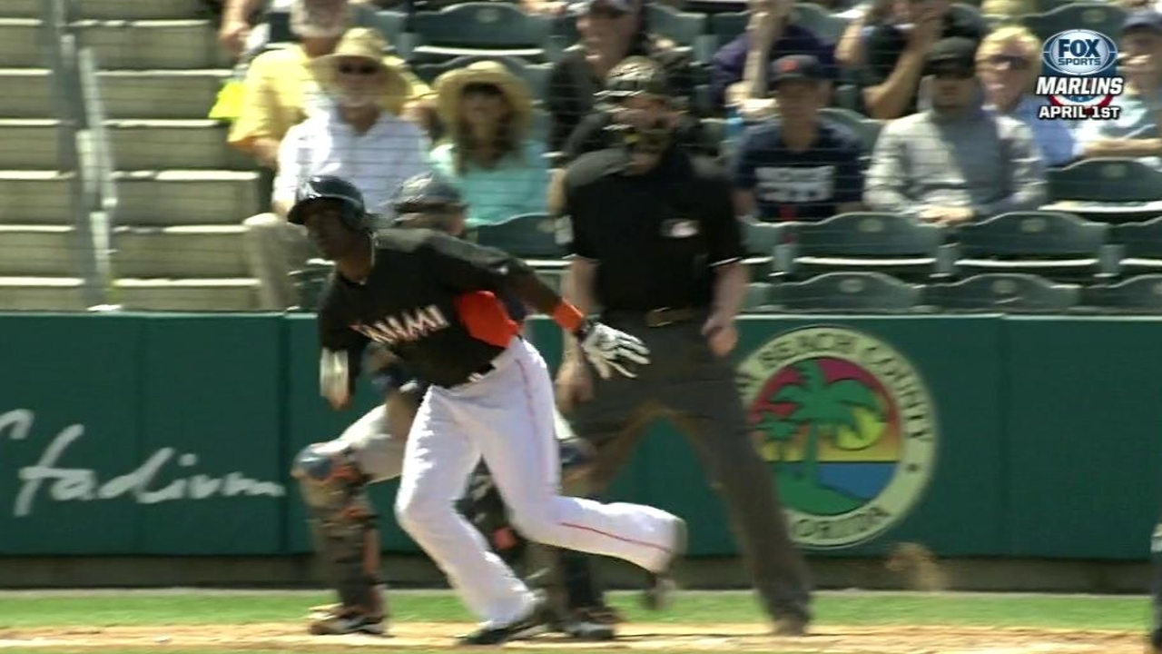 Hechavarria, Brantly pace Marlins' offense in loss