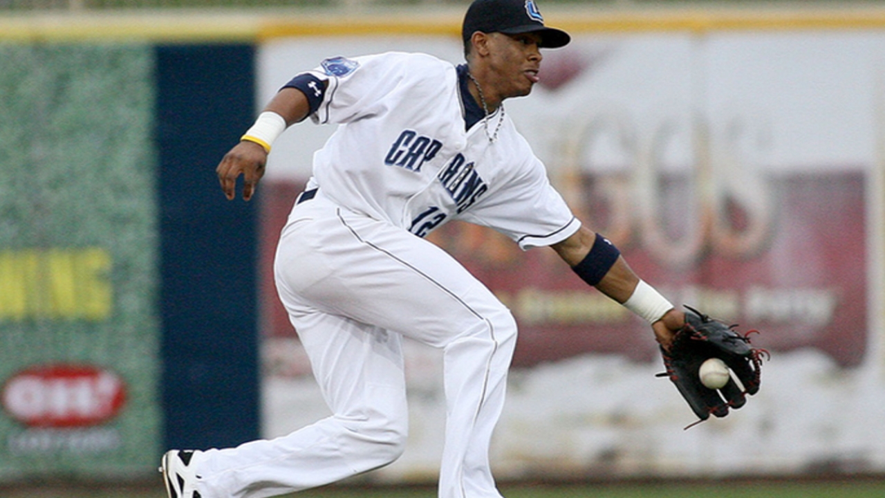 Lindor, Bauer crack top 20 in prospect rankings