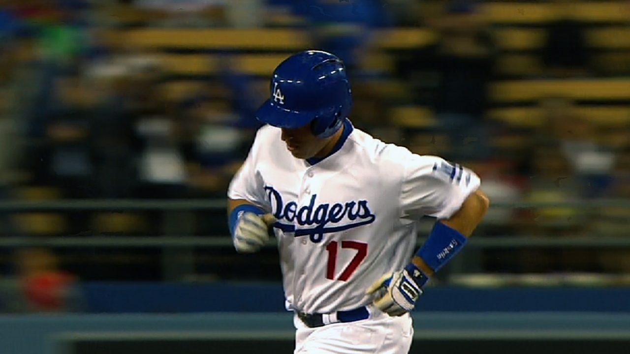 Ellis hits first-inning slam as Dodgers top Halos