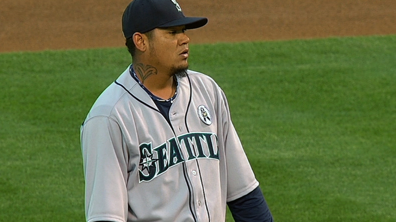 Felix in fine form as Mariners blank A's in opener