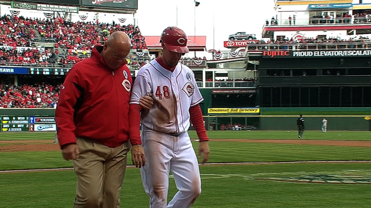 Reds searching for options to replace Ludwick