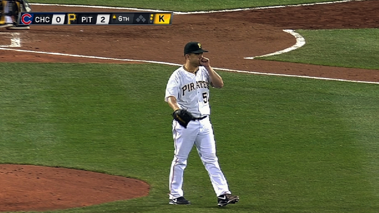 Martin, Wandy click in first game together