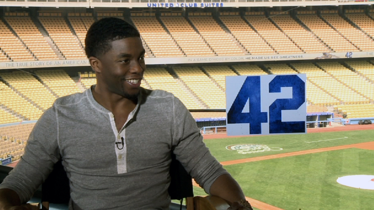 Robinson's story emerges on big screen in '42'