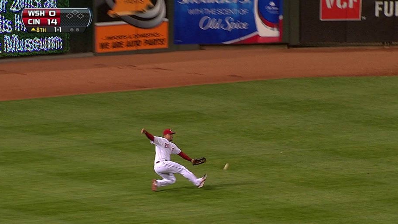 Haren allows four homers as Nats fall to Reds
