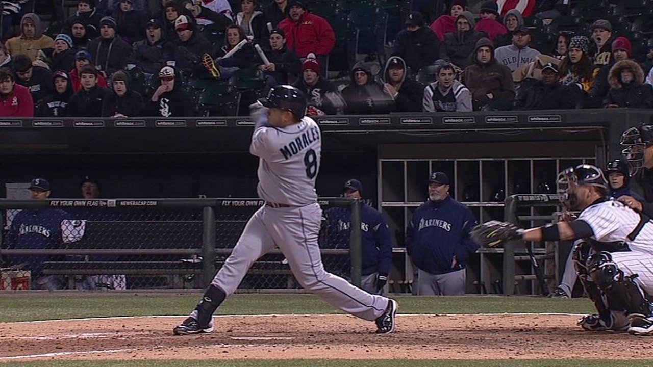 Morales, Montero deliver 10th-inning knockout
