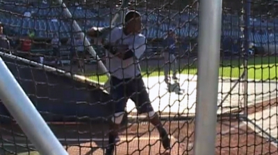 Twins like power in fifth-round catcher Navarreto