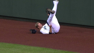 Back from DL, Saunders vows to keep all-out approach