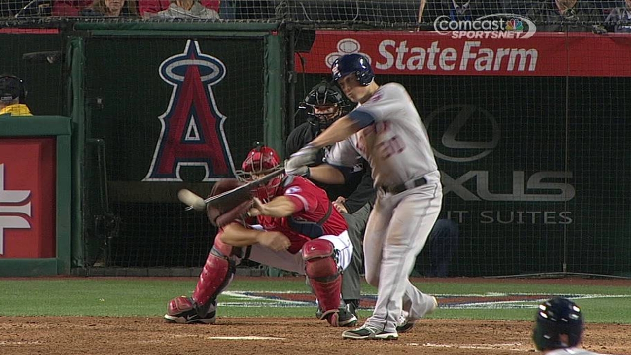 Astros dan la batalla pero son derrotados por Pujols