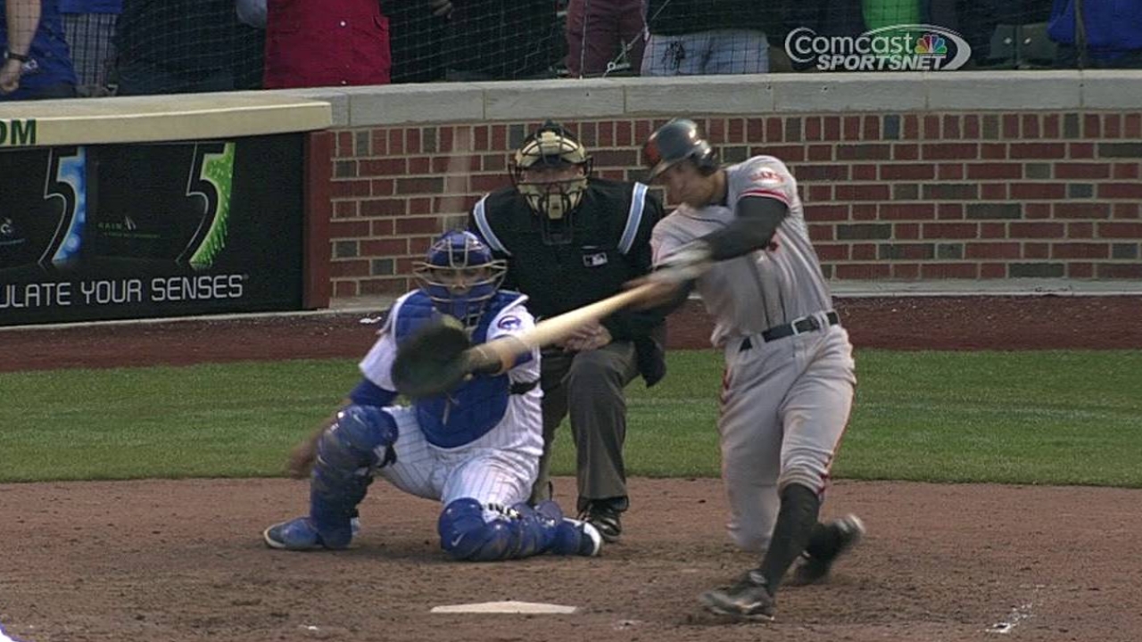 Pence's game-tying blast, balk help Giants prevail