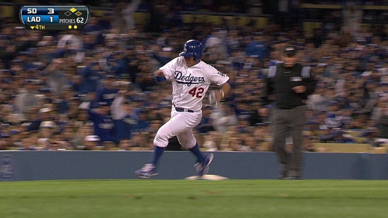 Crawford cleared to throw without restraint