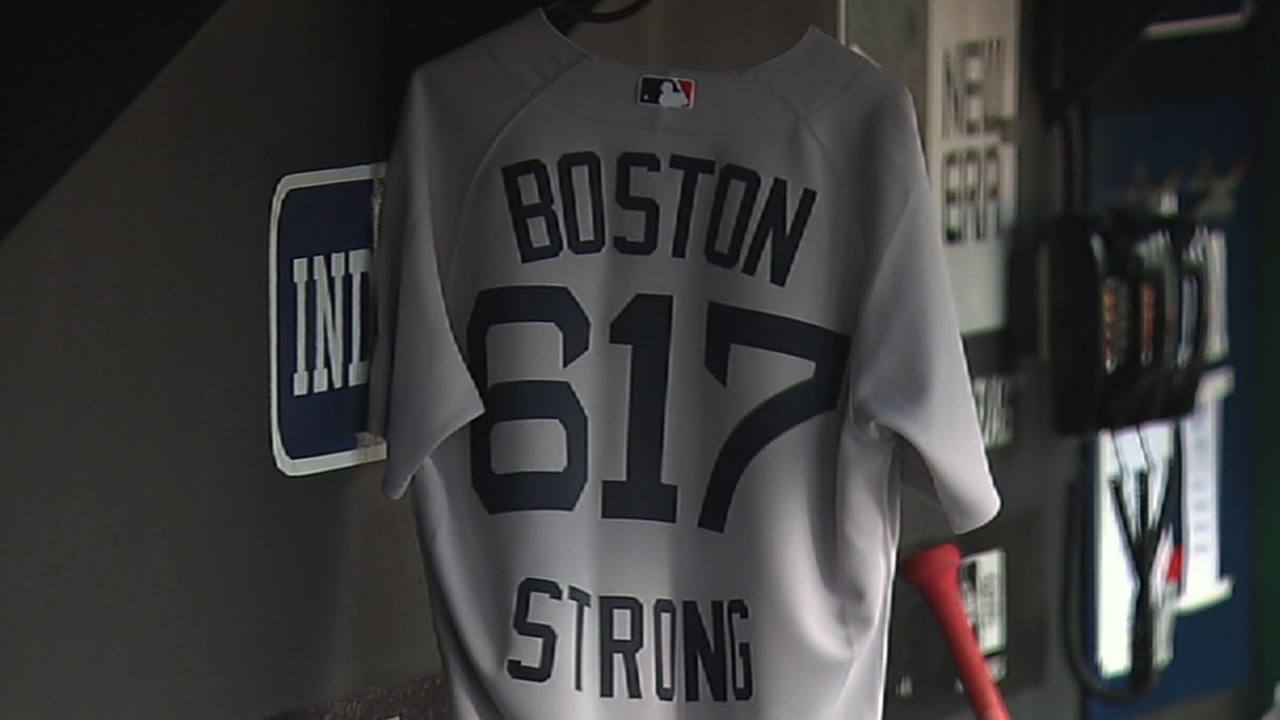 With heavy hearts, Sox react to tragedy