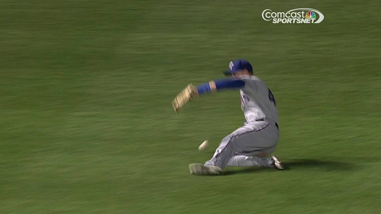 Cubs' two-out rally in ninth goes for naught