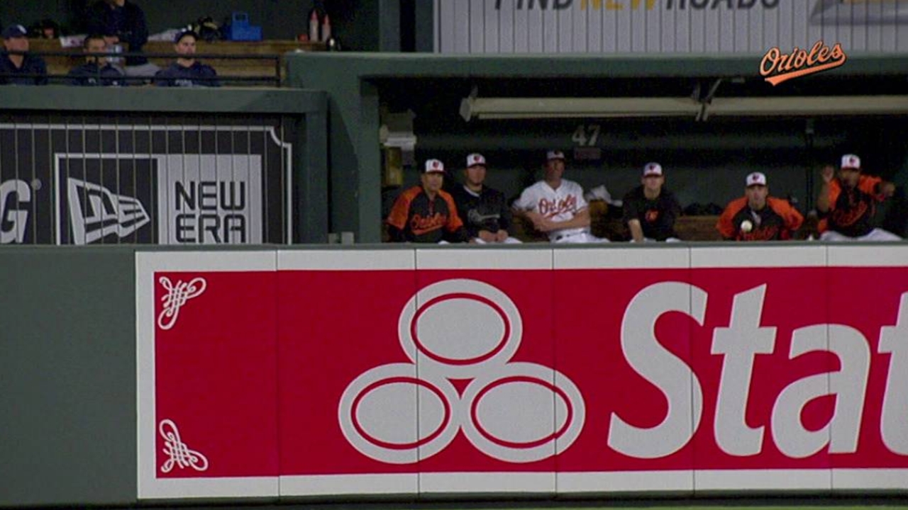 O's Jones credited with homer after video review