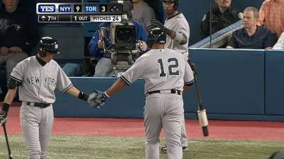Wells looking like old self with Yankees