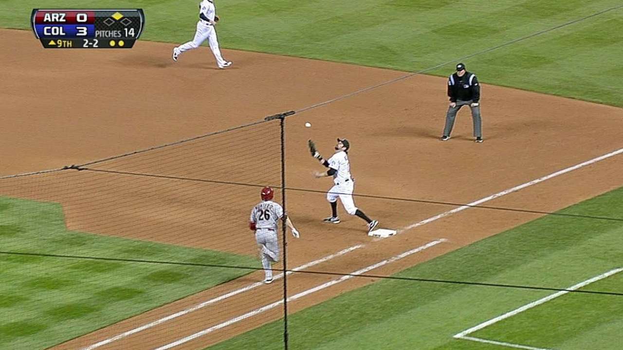 Kennedy vuelve a fallar, D-backs caen con Rockies