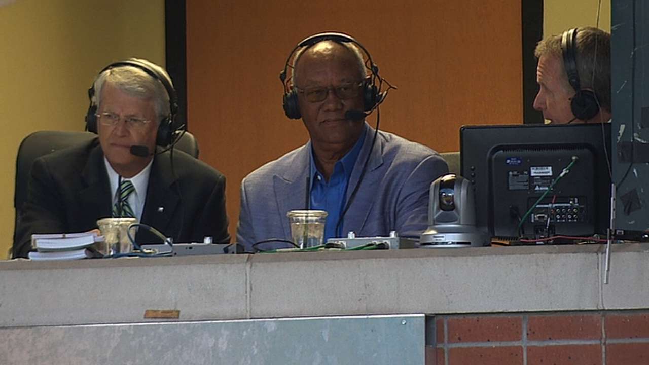 Astros, Porter pay homage to Jackie Robinson