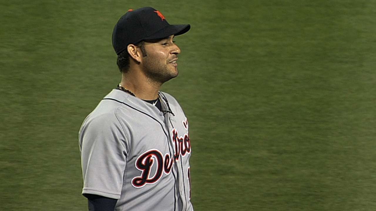 Leyland shows faith letting Anibal face Pujols
