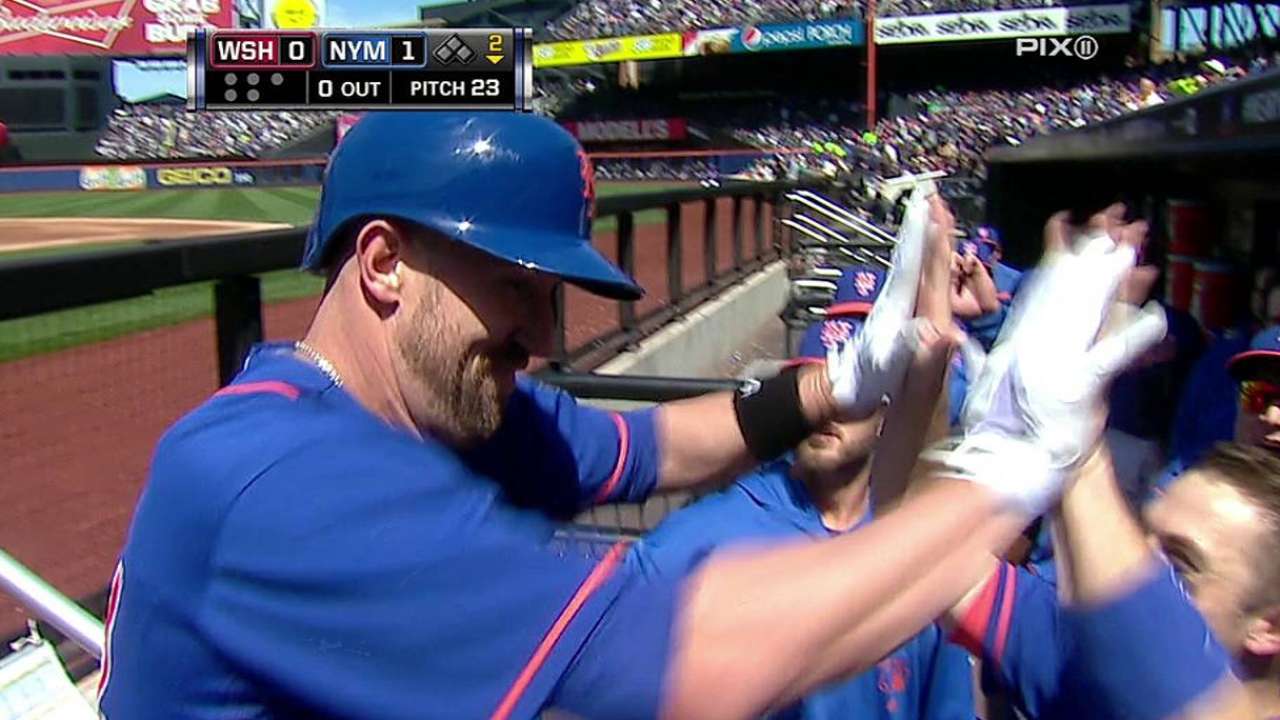 Mets superan a Nacionales guiados por Gee y Buck