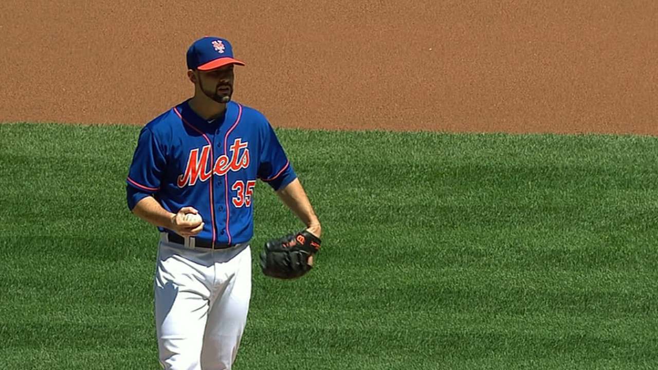 Buck, bullpen back Gee as Mets win a close one