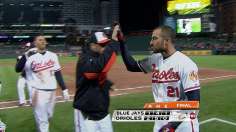 Markakis drives in bases-loaded winner in ninth
