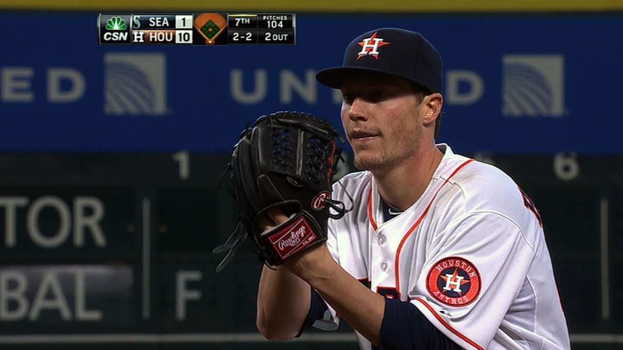 Astros aplastan a Marineros para llevarse la serie