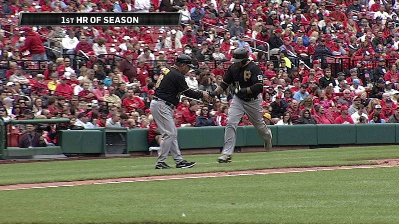 Pittsburgh blanquea a S.L. para llevarse la serie