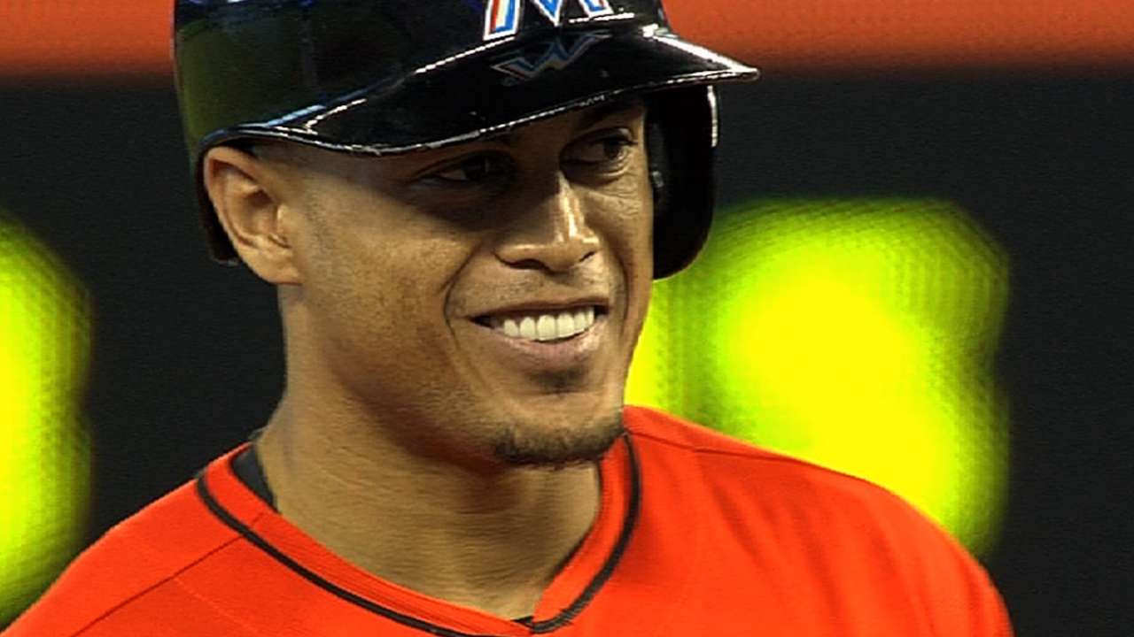 Poder de Stanton guió triunfo de Marlins sobre Cubs
