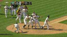 A's win with small ball in extras after Cespedes' HR
